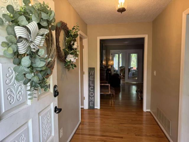 805 Houndslake Drive