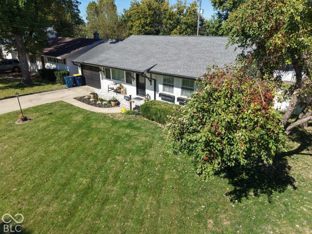 805 Hillcrest Drive