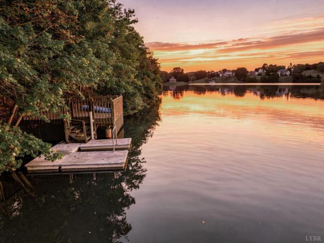 805 Ivy Lake Drive