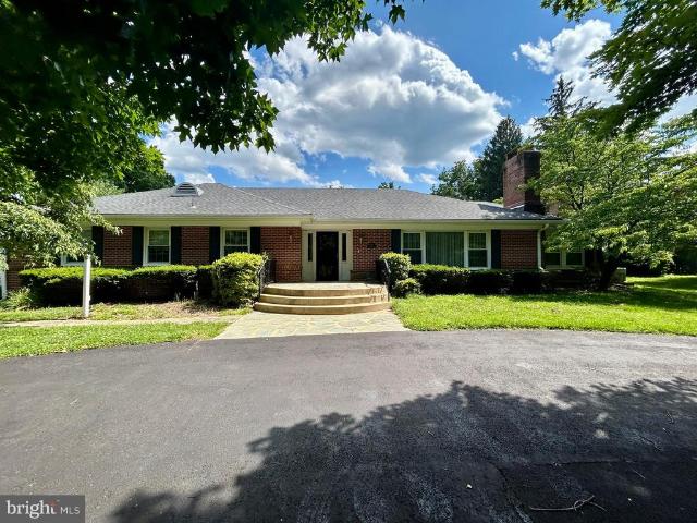 805 Orchard Way