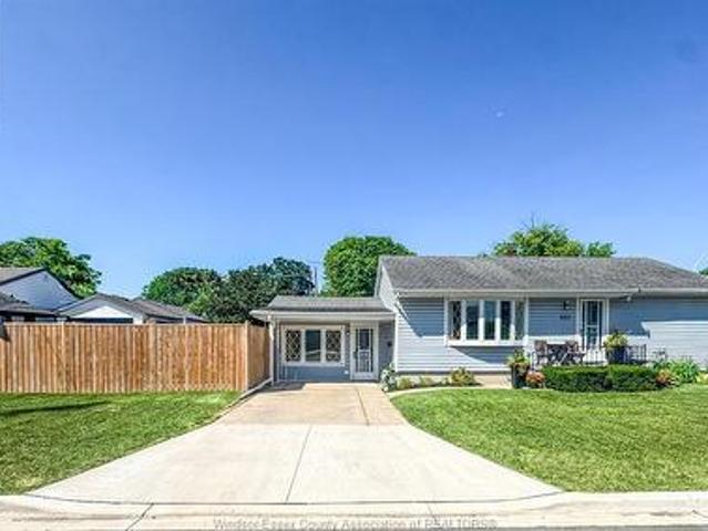 805 Matthew Brady, Windsor, ON, N8S 3J7 house for sale | Listing ID 26020 | Royal LePage