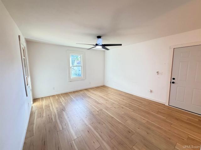 805 N 5th Street