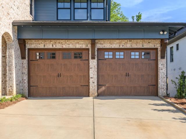 805 Southbend Lane