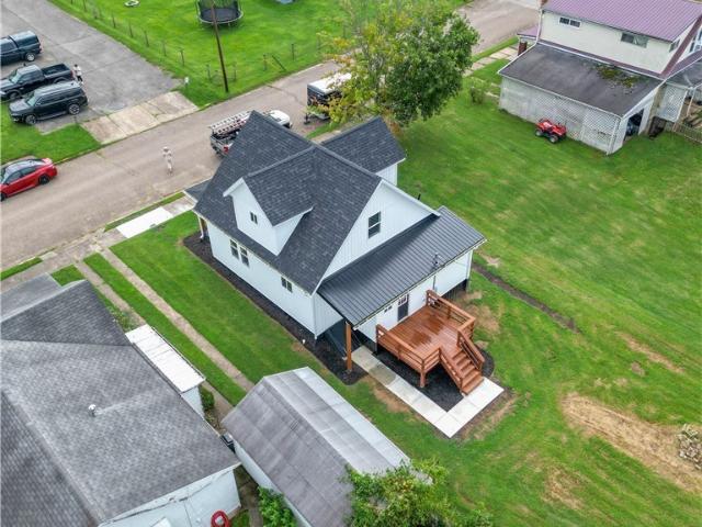 805 Sixth Street