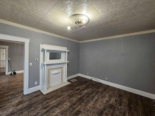 805 Virginia Ave, Follansbee, WV 26037