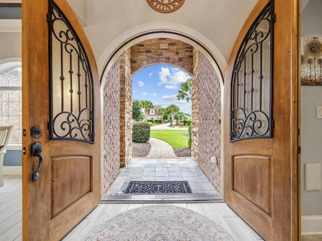 8065 Wacobee Dr