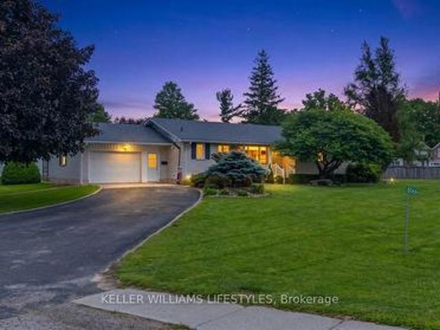 8066 Railroad Line, Brooke Alvinston, ON, N0N 1A0 house for sale | Listing ID X13674 | Royal LePage
