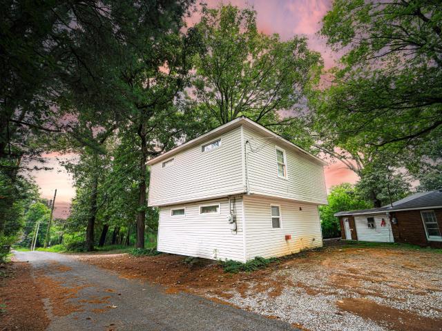 806/80 / Hermitage Dr