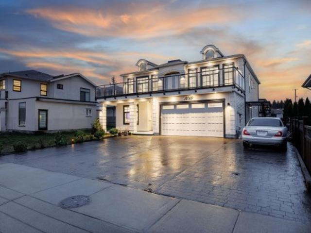 8069 Street, Surrey, BC, V3W 0X7 house for sale | Listing ID R3151 | Royal LePage