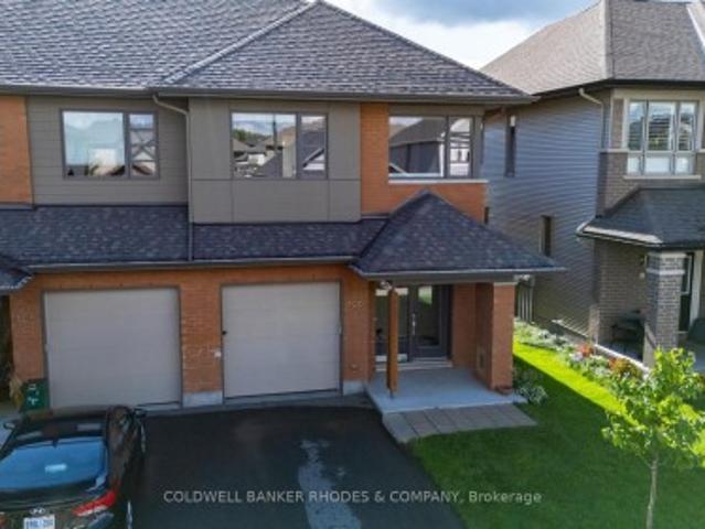 806 Carnelian Crescent, Ottawa, ON, K1X 0A8 house for sale | Listing ID X13729 | Royal LePage