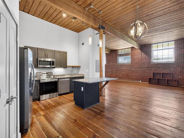 806 Green Avenue # UNIT 205