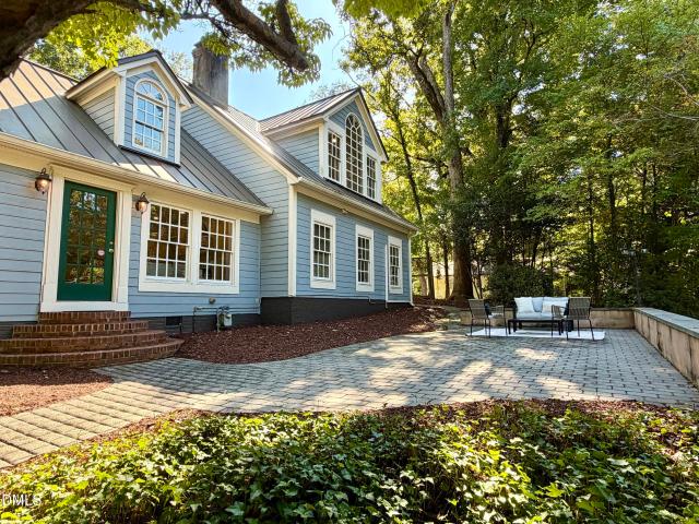 806 E Franklin Street
