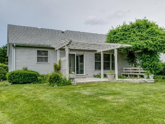 806 Eagle Cove Drive