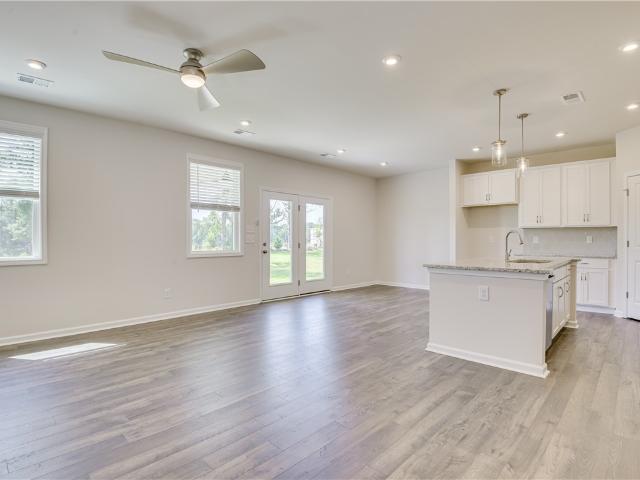 806 Honeylocust Lane