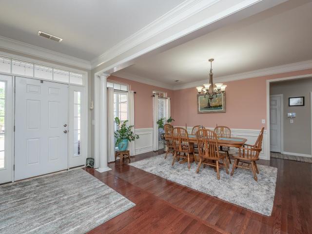 806 Hartscove Court
