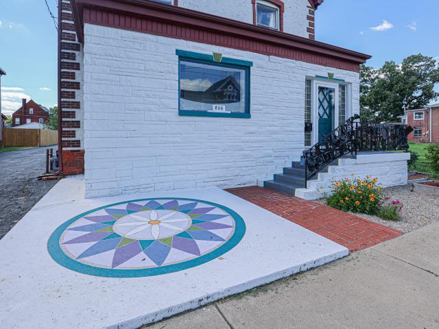 806 Jefferson Street