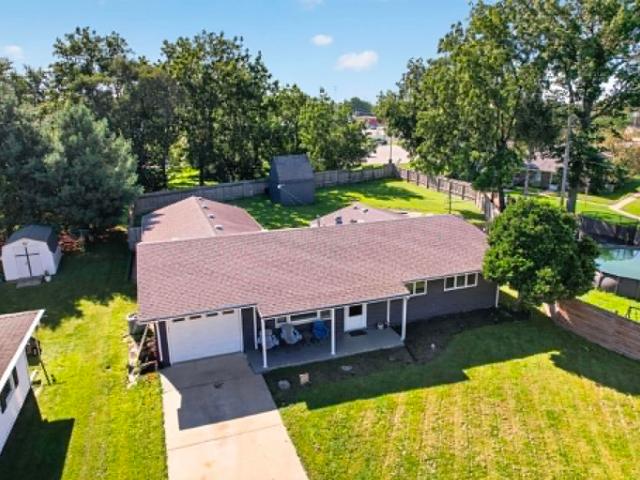 806 N Pine Lane
