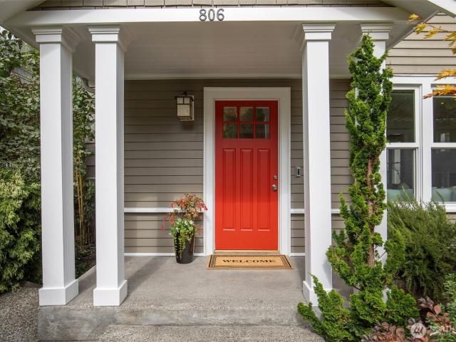 806 W Fulton Street