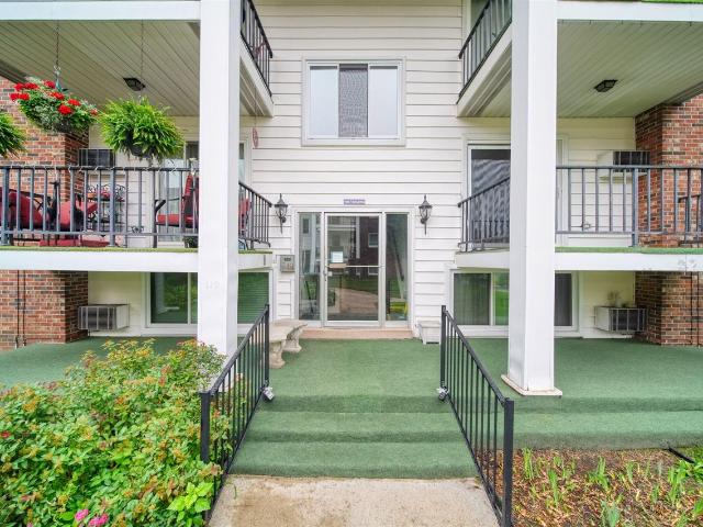 806 W Michigan Avenue # 207W