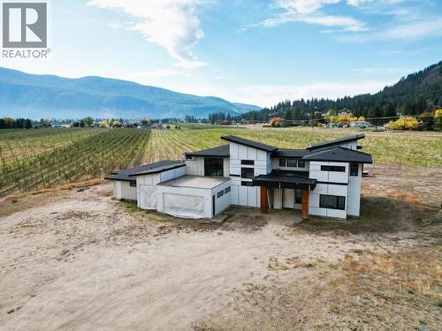 8077 Donaldson Drive, Grand Forks, BC, V0H 1H0 Luxury House for sale | Listing ID 10373 | Royal LePage Carriage Trade Luxury Properties