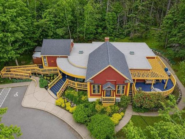 8077 East Bay Highway, Big Pond, NS, B1J 1Z5 house for sale | Listing ID 202617 | Royal LePage