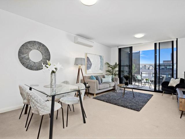 807/14 Baywater Drive, Wentworth Point