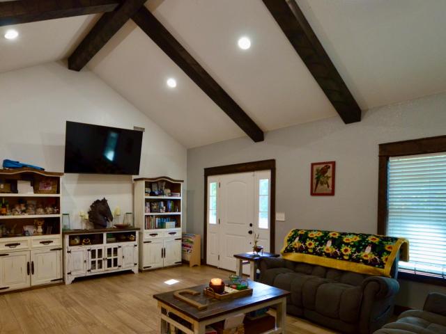 8073 Jasmine Drive