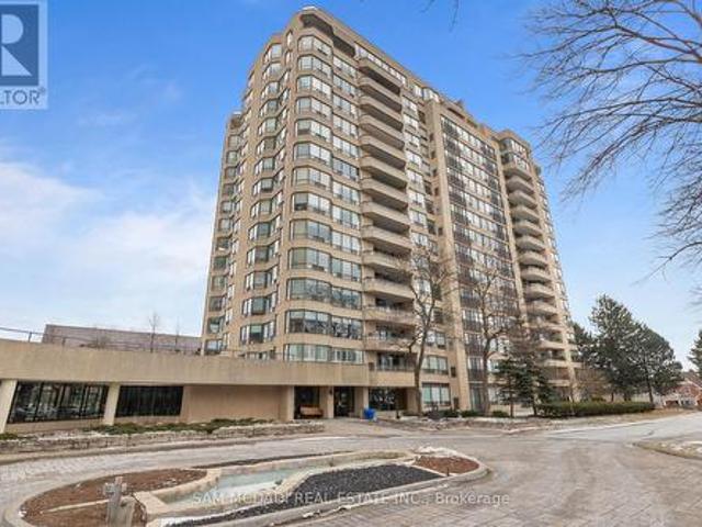 807 4 Willow Street, Waterloo, ON, N2J 1V5 condo for sale | Listing ID X13812 | Royal LePage