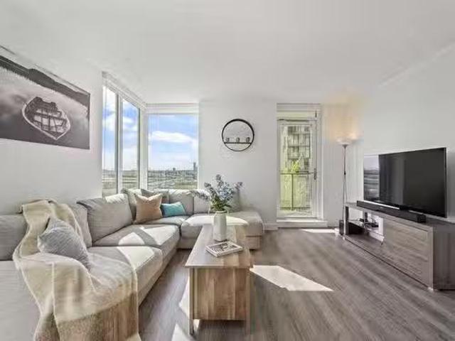 807 8181 Chester Street, Vancouver, BC, V5X 0J9 Single Famil.