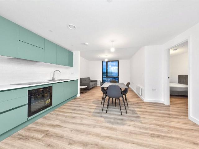 807 Calibra Court, Kimpton Road, Luton LU2, 2 bed flat to rent, £1,500 pcm | PrimeLocation