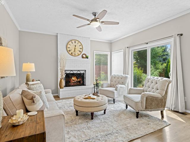 807 alicia ct