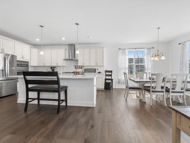 807 Back Bay Court