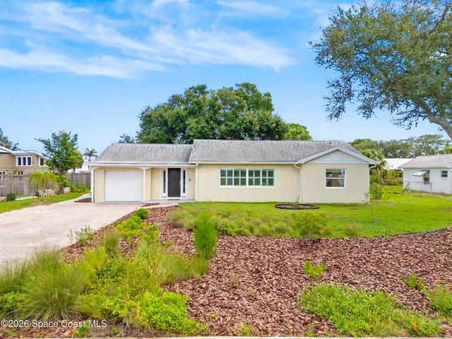 807 Ballard Dr, Melbourne, FL 32935