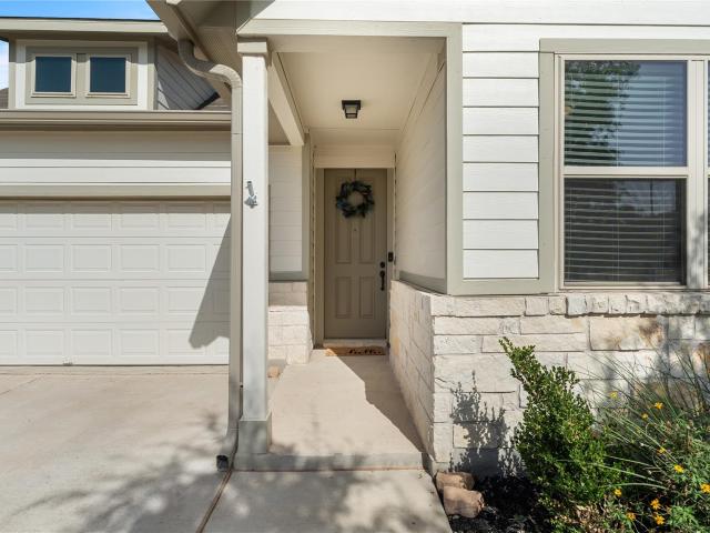 807 Gray Fox Loop