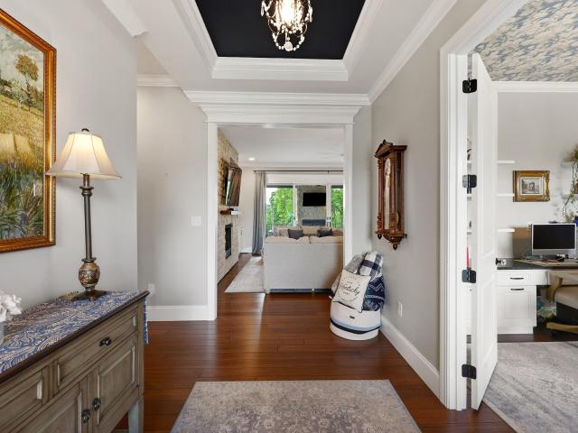 807 Muirfield Trail