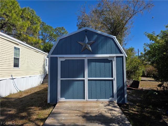 8085 Hart Dr, North Fort Myers, FL 33917 | MLS #2026008
