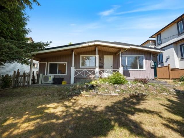 8085 10Th Avenue, Burnaby, BC, V3N 2S4 house for sale | Listing ID R3158 | Royal LePage