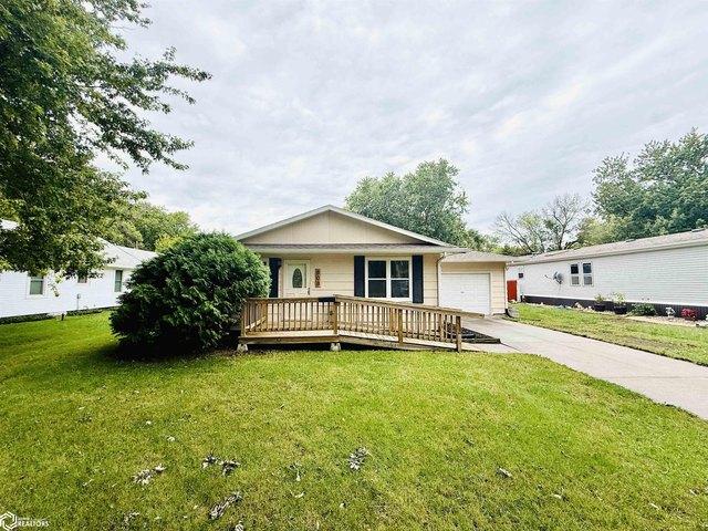 808 6th St, Onawa, IA 51040