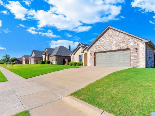 808 Chestnut Grove Drive