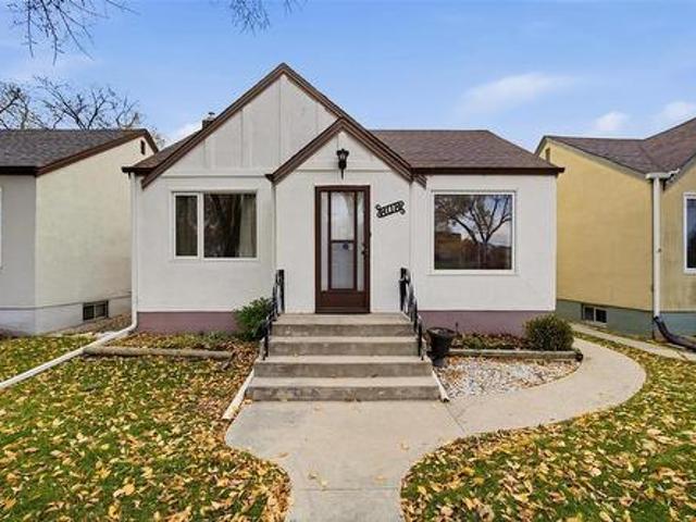 808 Beresford Avenue, Winnipeg, MB, R3L 1K1 house for sale | Listing ID 202626 | Royal LePage