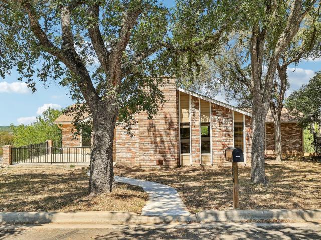 808 Dale Dr