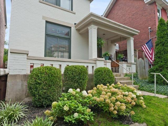 808 E 7th Street