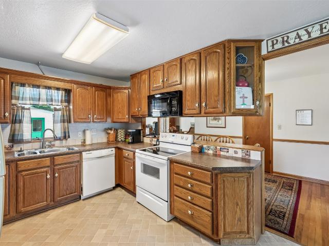 808 E Detroit Avenue