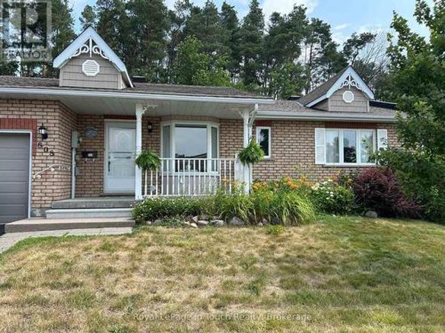 808 Jane Boulevard, Midland, ON, L4R 5M4 townhouse for sale | Listing ID S13596 | Royal LePage