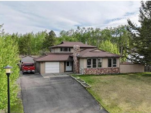 808 Marks Drive, 100 Mile House, BC, V0K 2E0 house for sale | Listing ID R3080 | Royal LePage