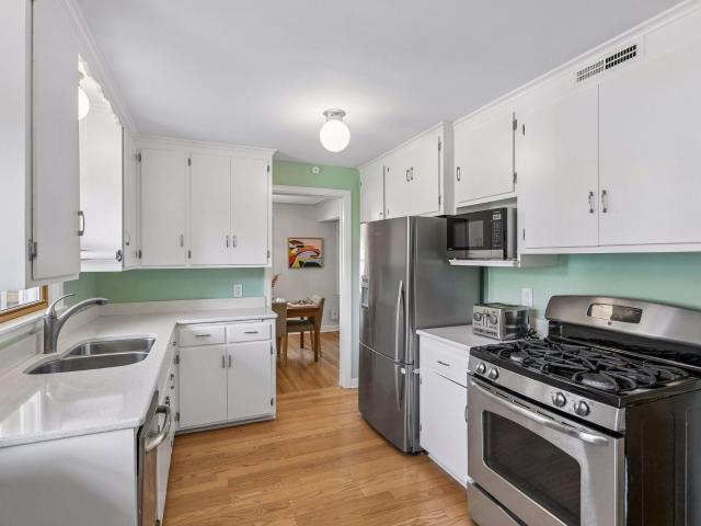 808 W 57th Street