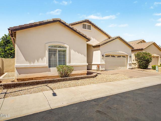 808 w citrus way