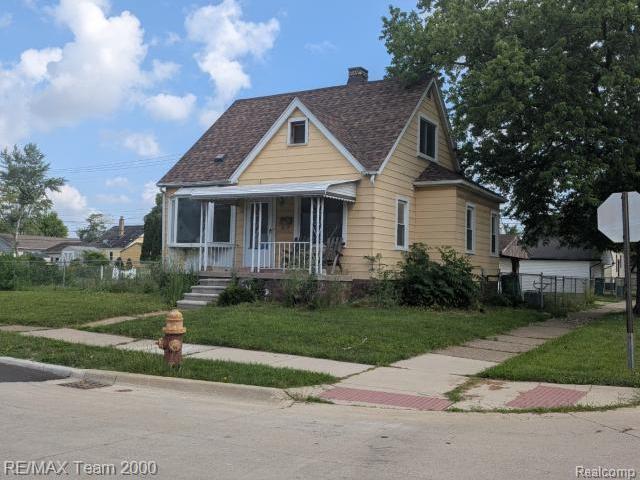 808 White Avenue