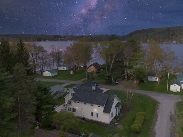 8097 Lakeshore Drive