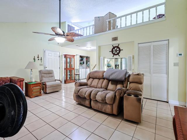 809 66th Ave. N D